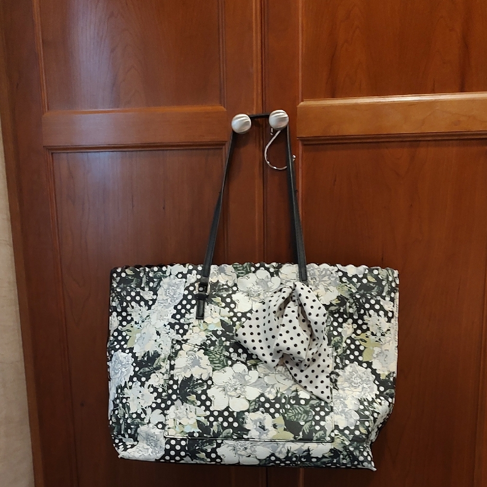 Betsey Johnson Shoulder Bag